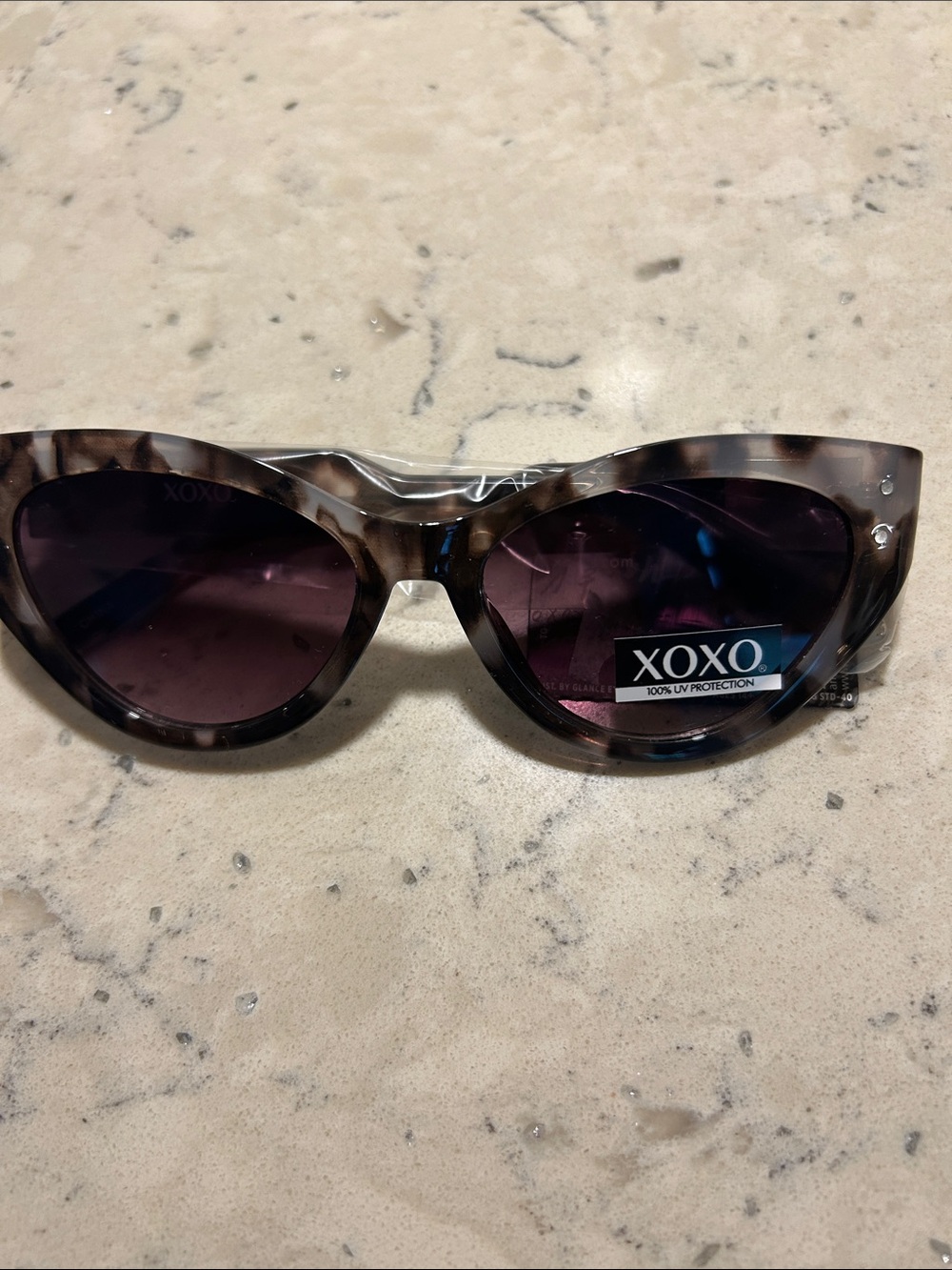 XOXO Women's Tortoiseshell Cat-Eye Sunglasses - Purple Lenses - Picture 2 of 6